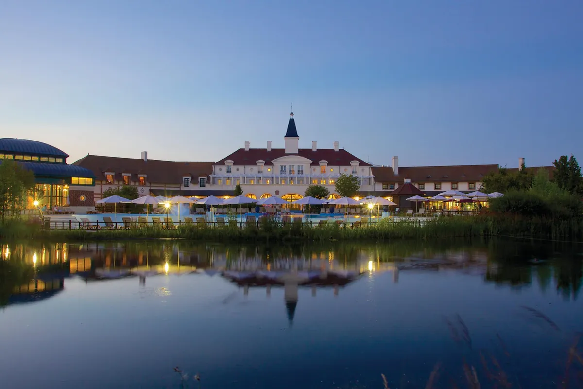 How To Get From Orly Airport To Marriott’s Village d’ile-de-France